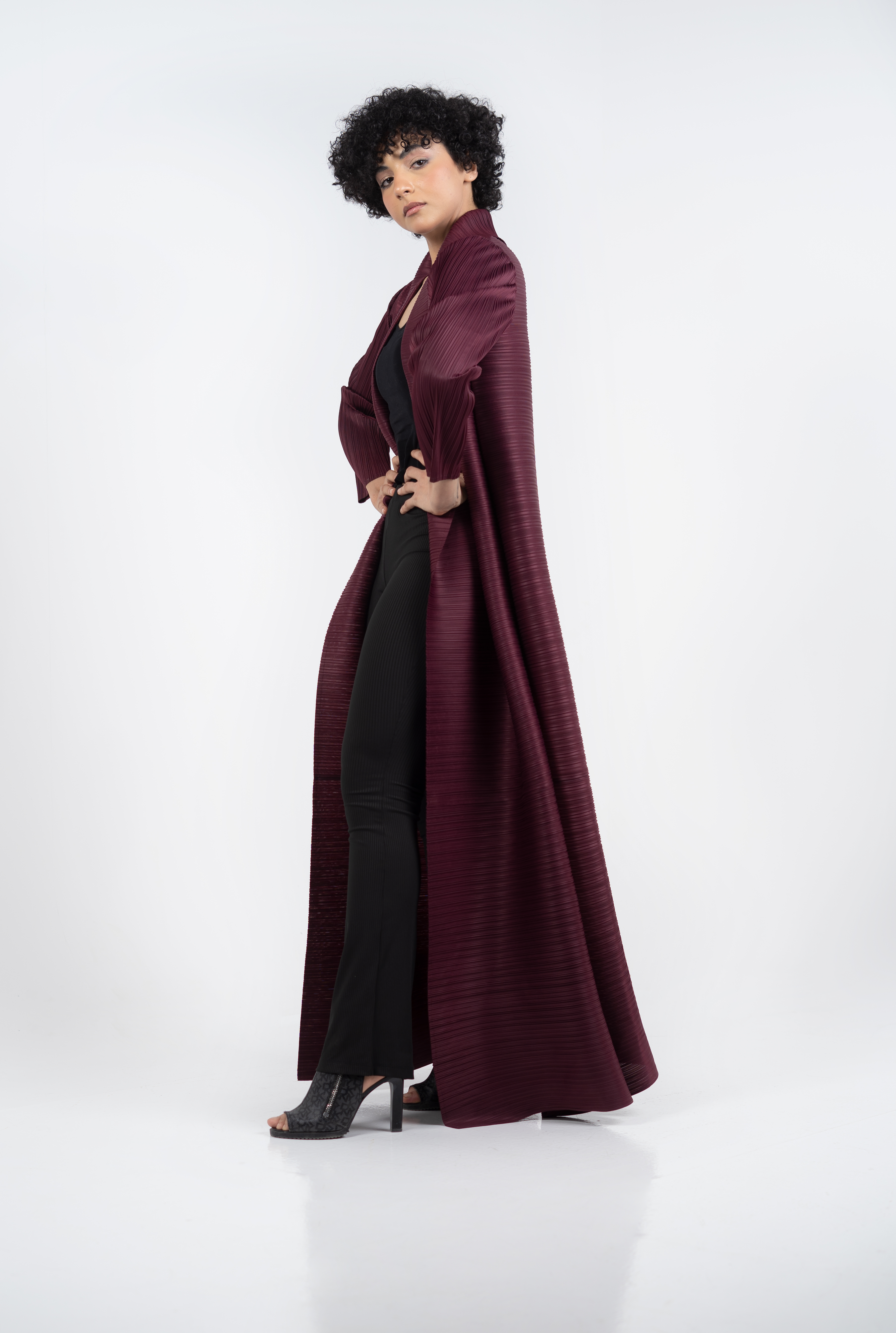 CLASSIC KAF Maroon Red pleated cardigan - Image 3