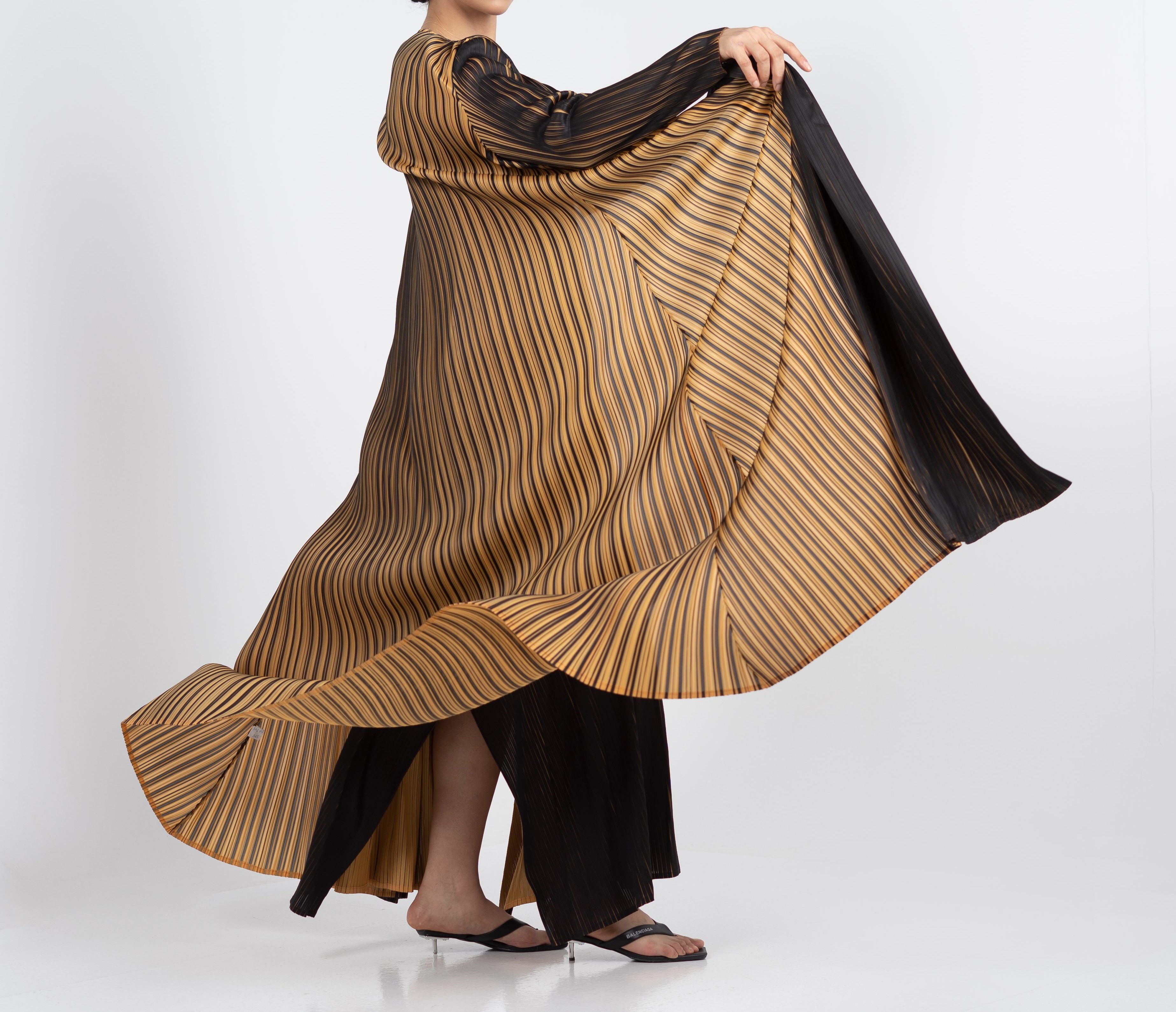 PRE FALL Mustered pleated cardigan - Image 3